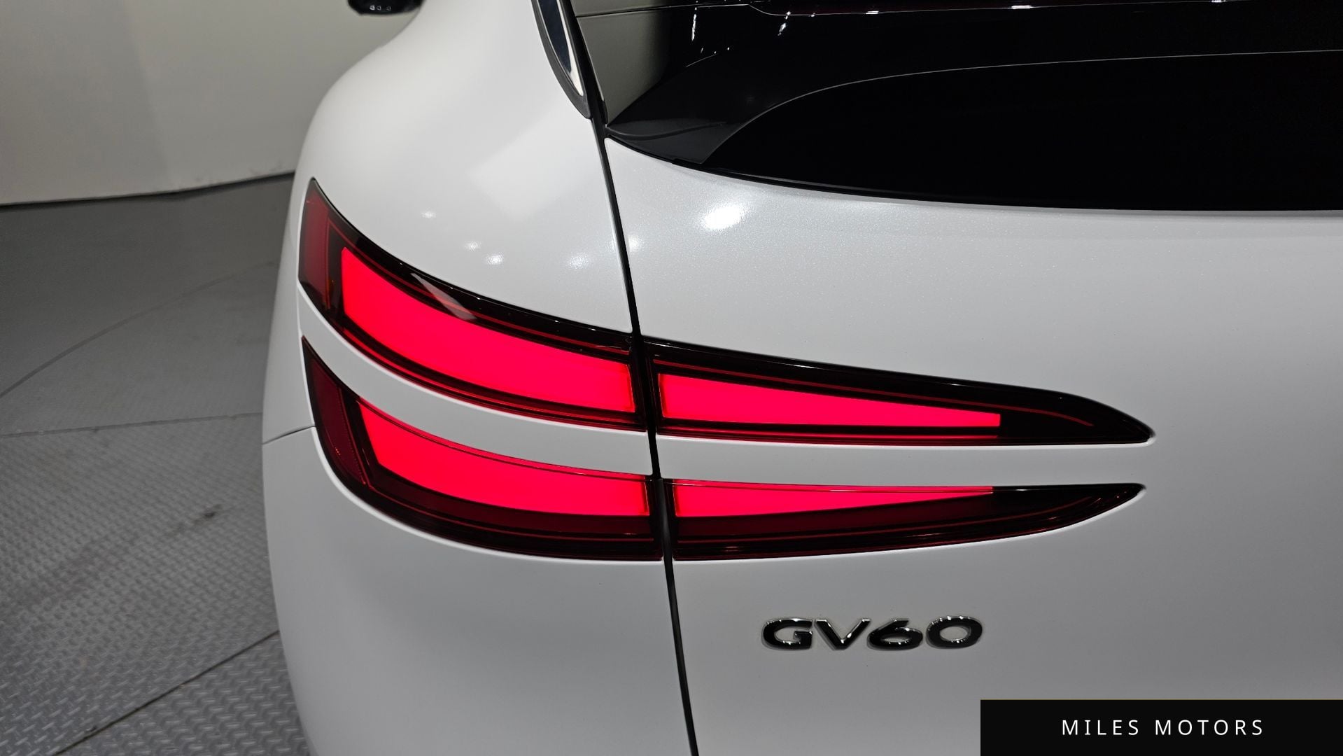 Genesis GV60 2022 — миниатюра 9