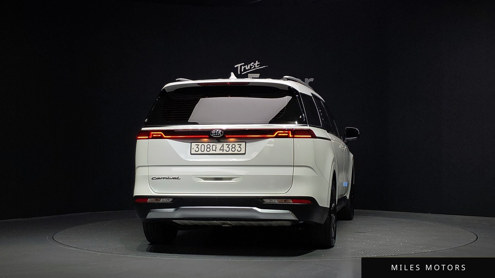 Kia Carnival 2021 — миниатюра 4