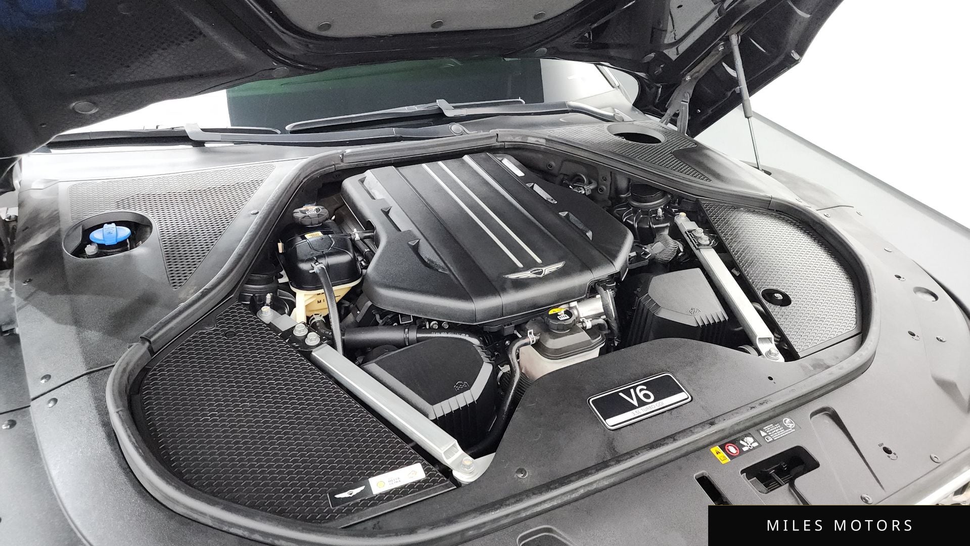 Genesis G90 (RS4) 2022 — миниатюра 6