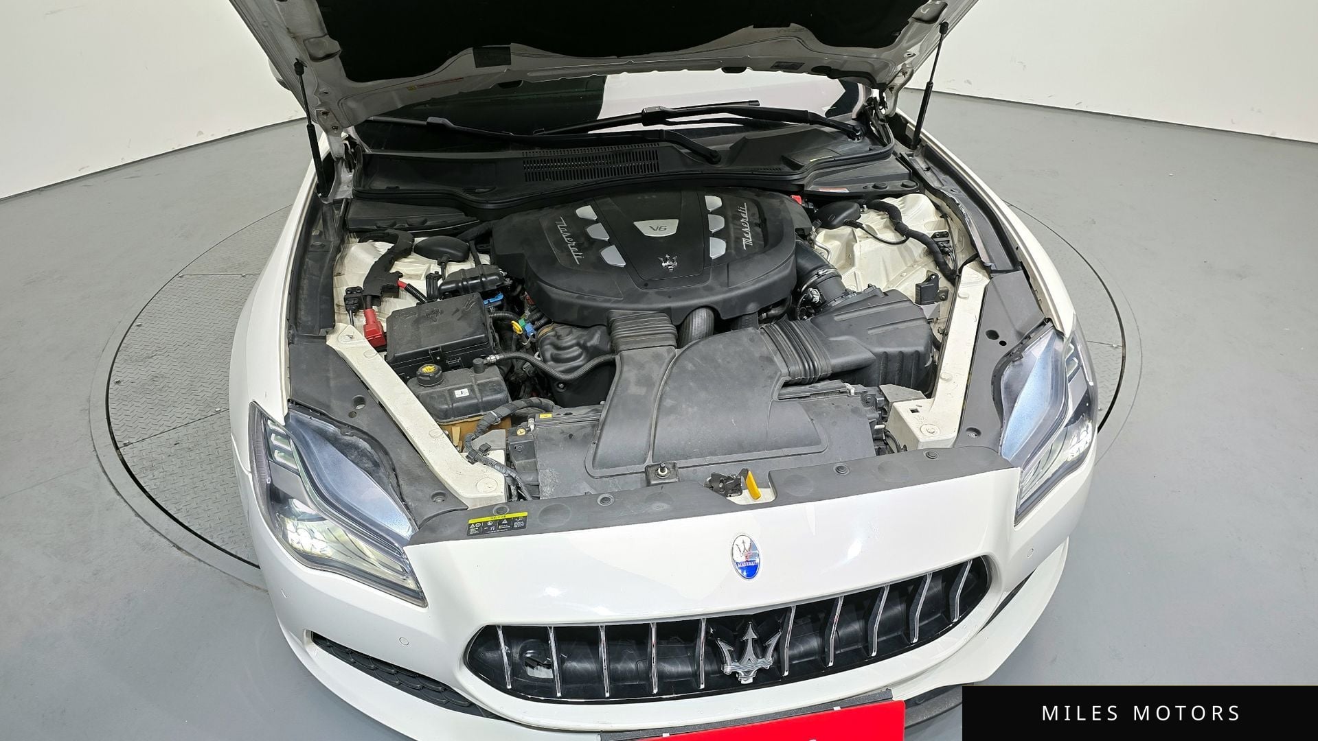 Maserati Quattroporte 2018 — миниатюра 6
