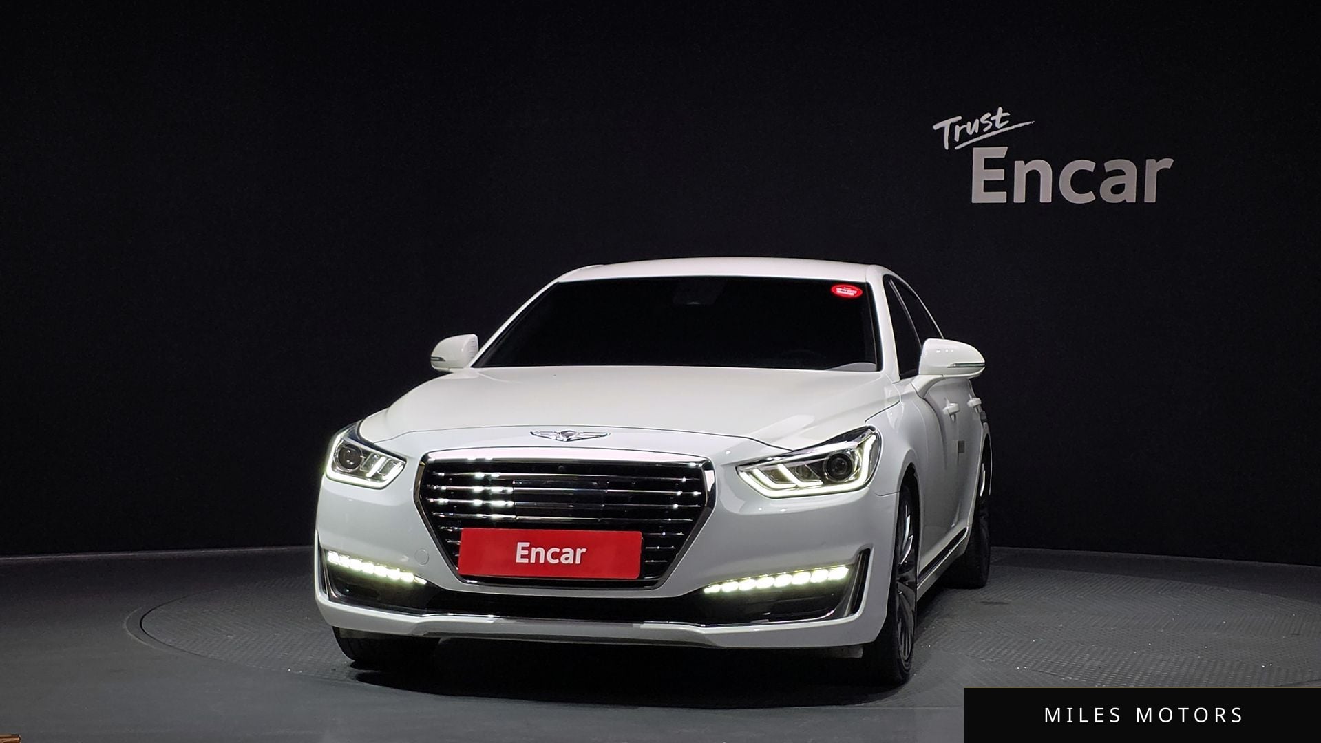 Genesis EQ900 2016 — миниатюра 3