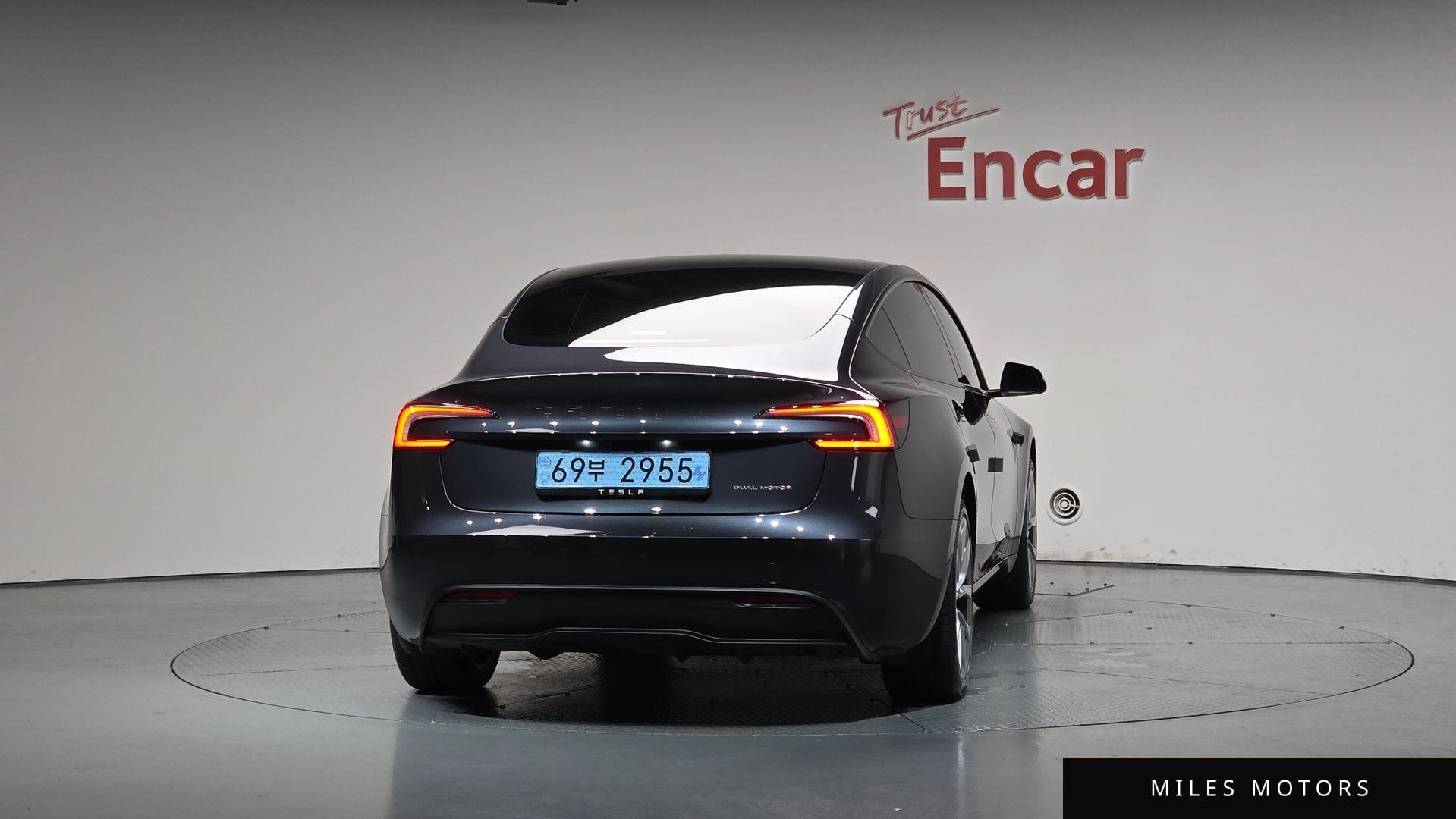 Tesla Model 3 2025 — миниатюра 3