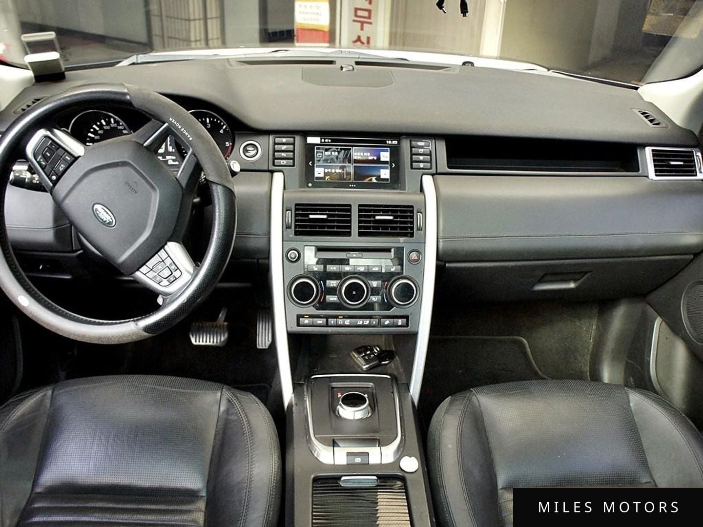 Land Rover Discovery Sport 2016 — миниатюра 7