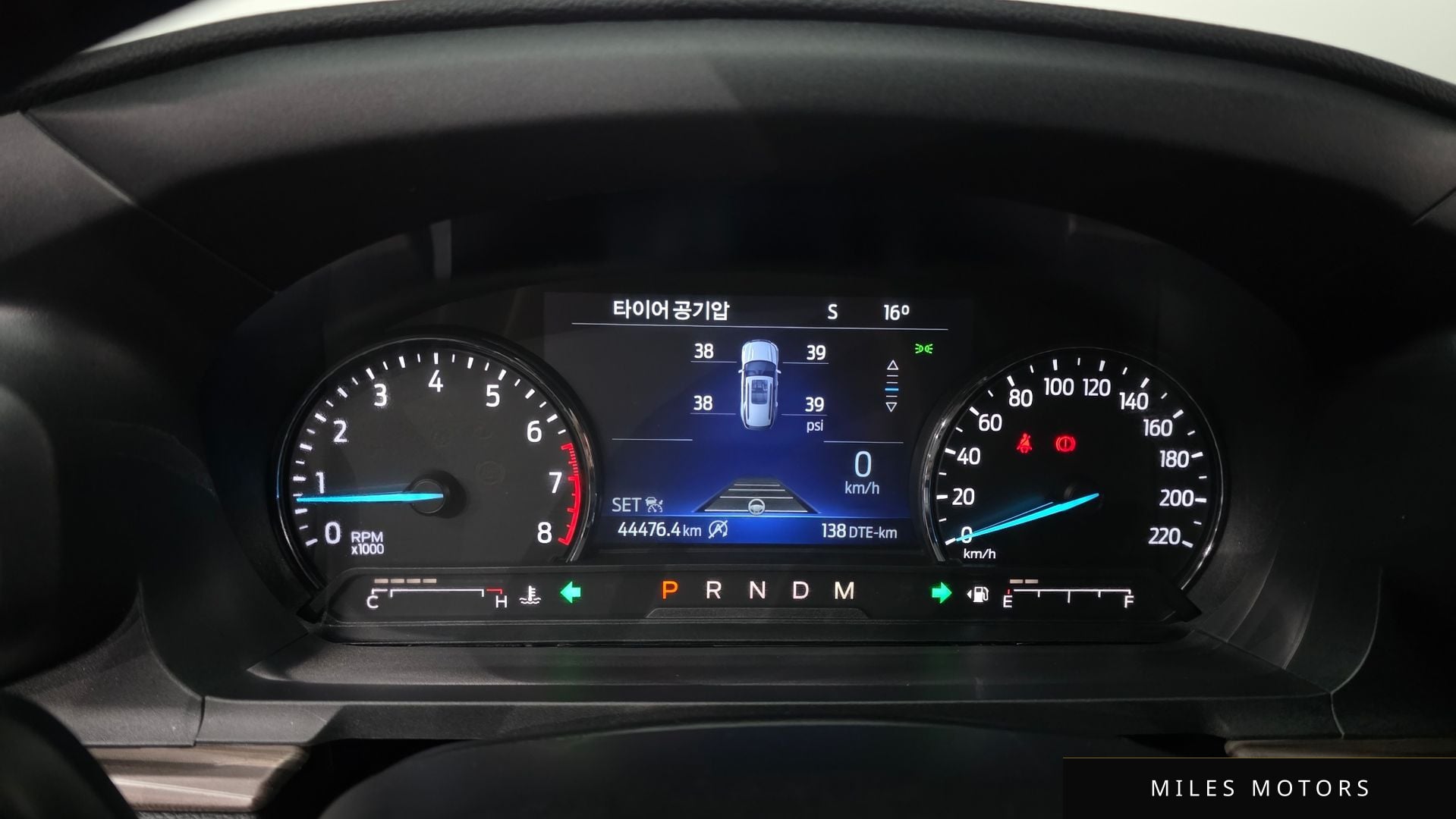 Ford Explorer 2020 — миниатюра 11