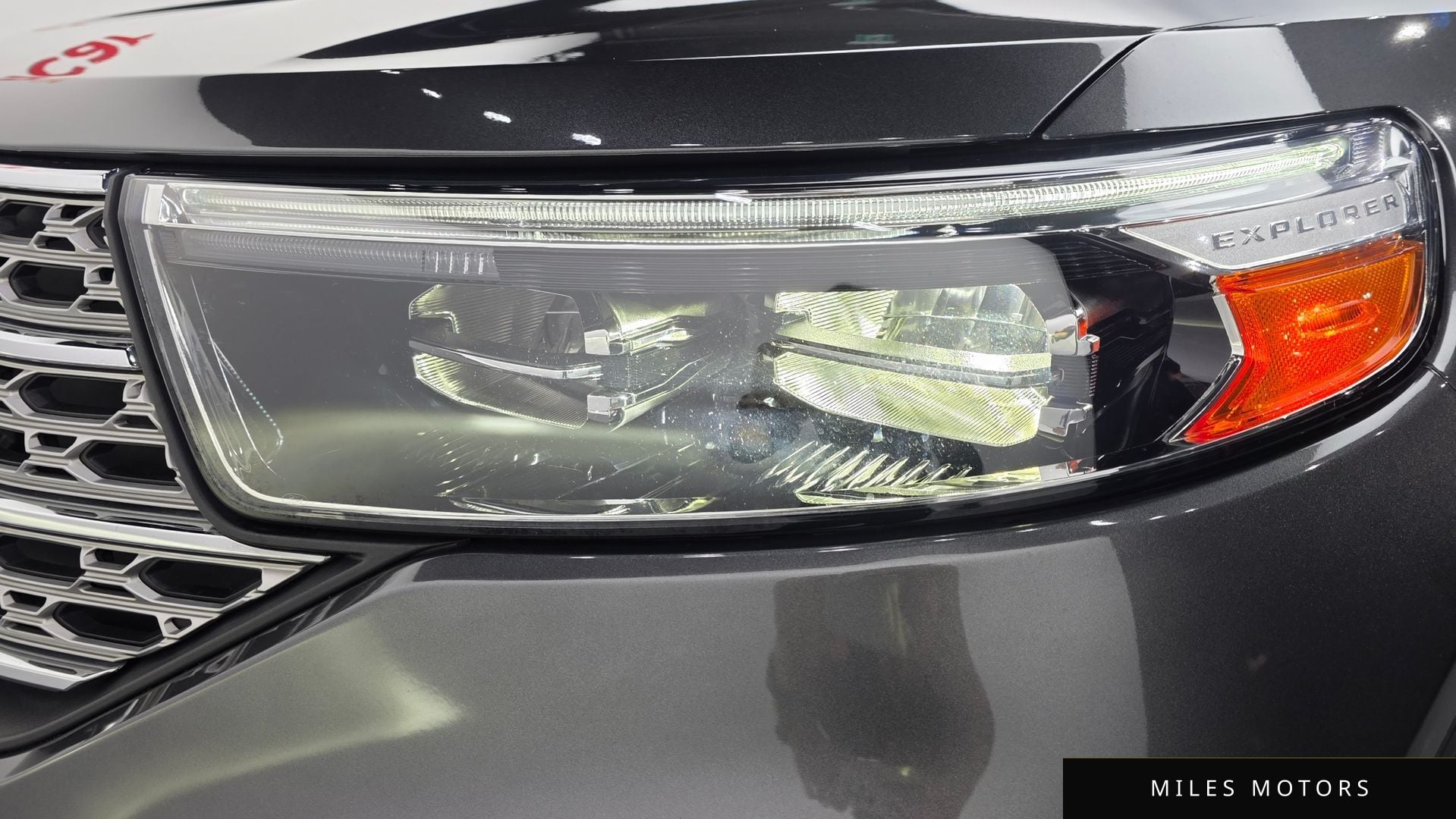 Ford Explorer 2020 — миниатюра 8