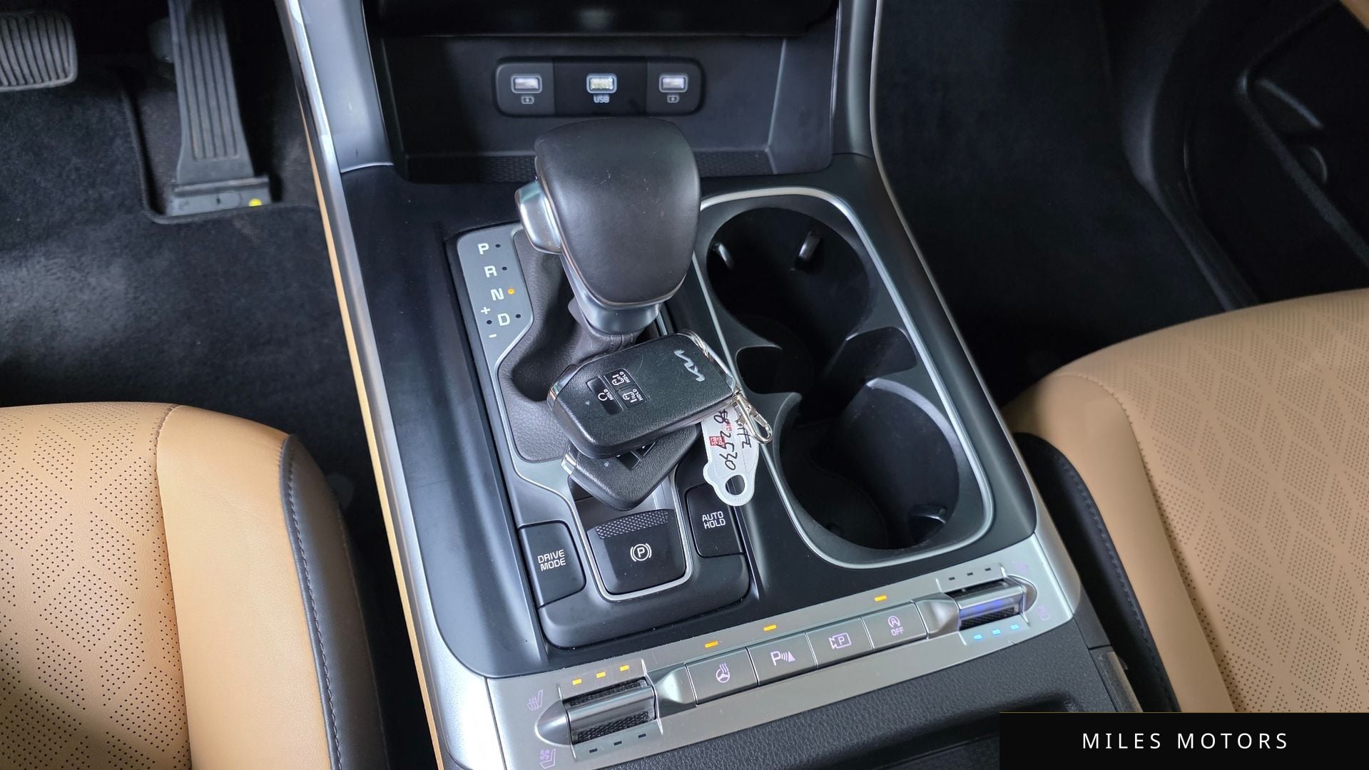 Kia Carnival 2023 — миниатюра 12