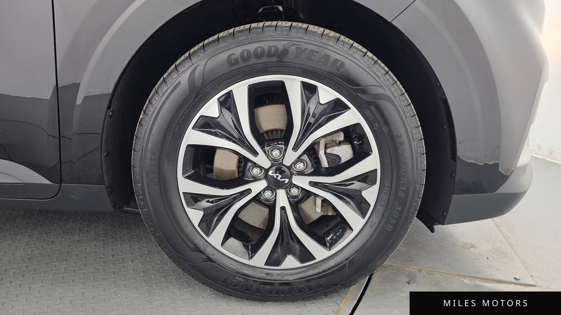 Kia Carnival 2023 — миниатюра 7