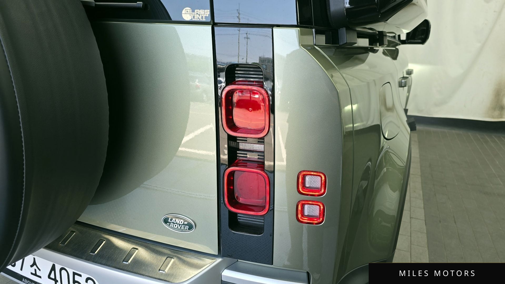Land Rover Defender 2022 — миниатюра 9