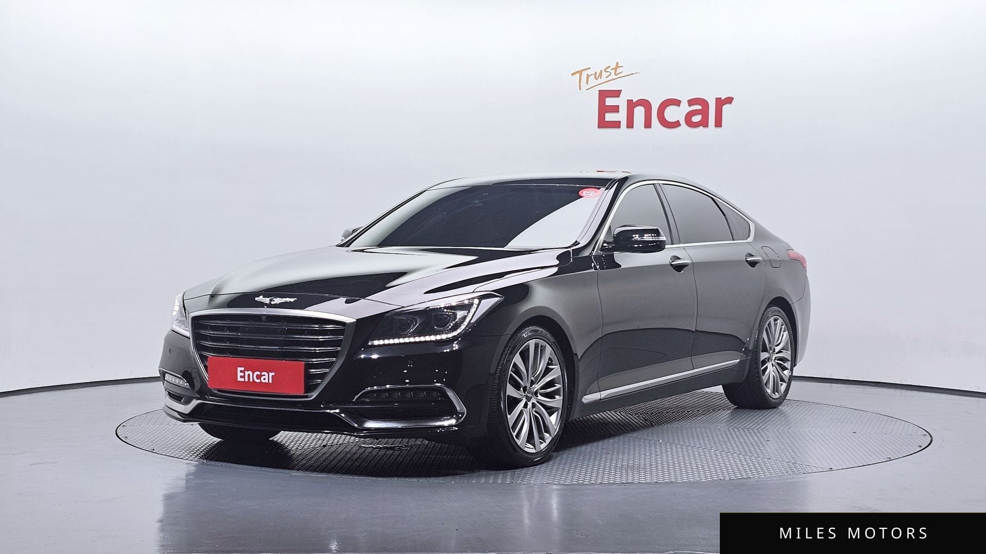 Genesis G80 2018 — фото 1 из 12