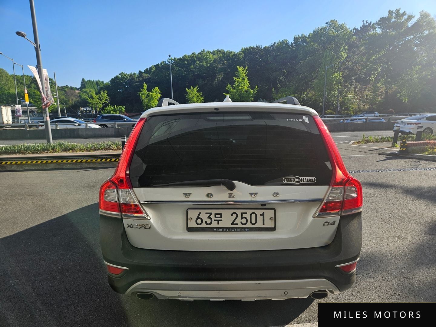 Volvo XC70 2015 — миниатюра 8