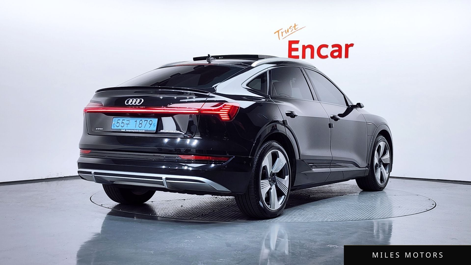 Audi e-tron 2021 — миниатюра 2
