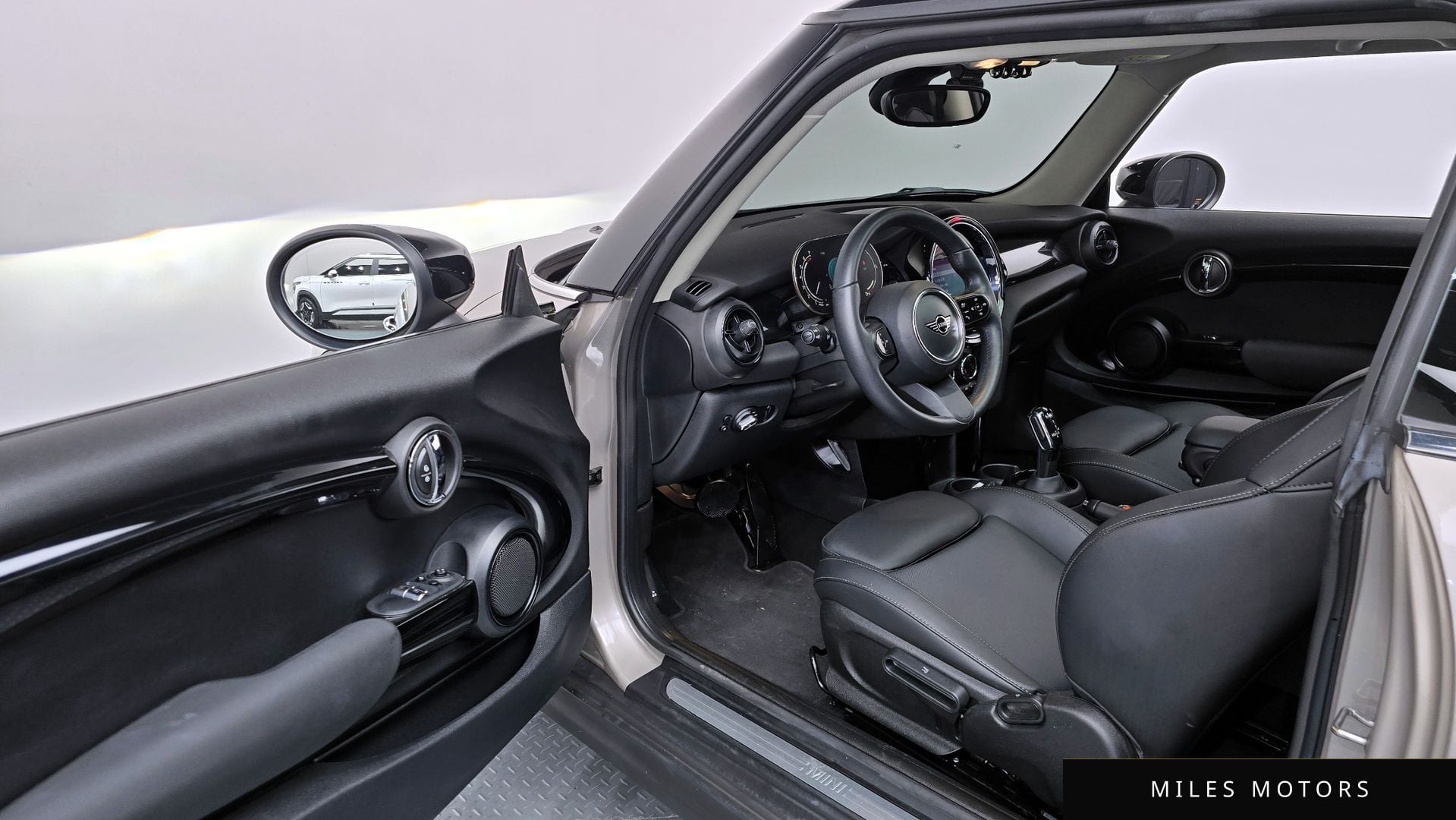 MINI Cooper 2022 — миниатюра 10