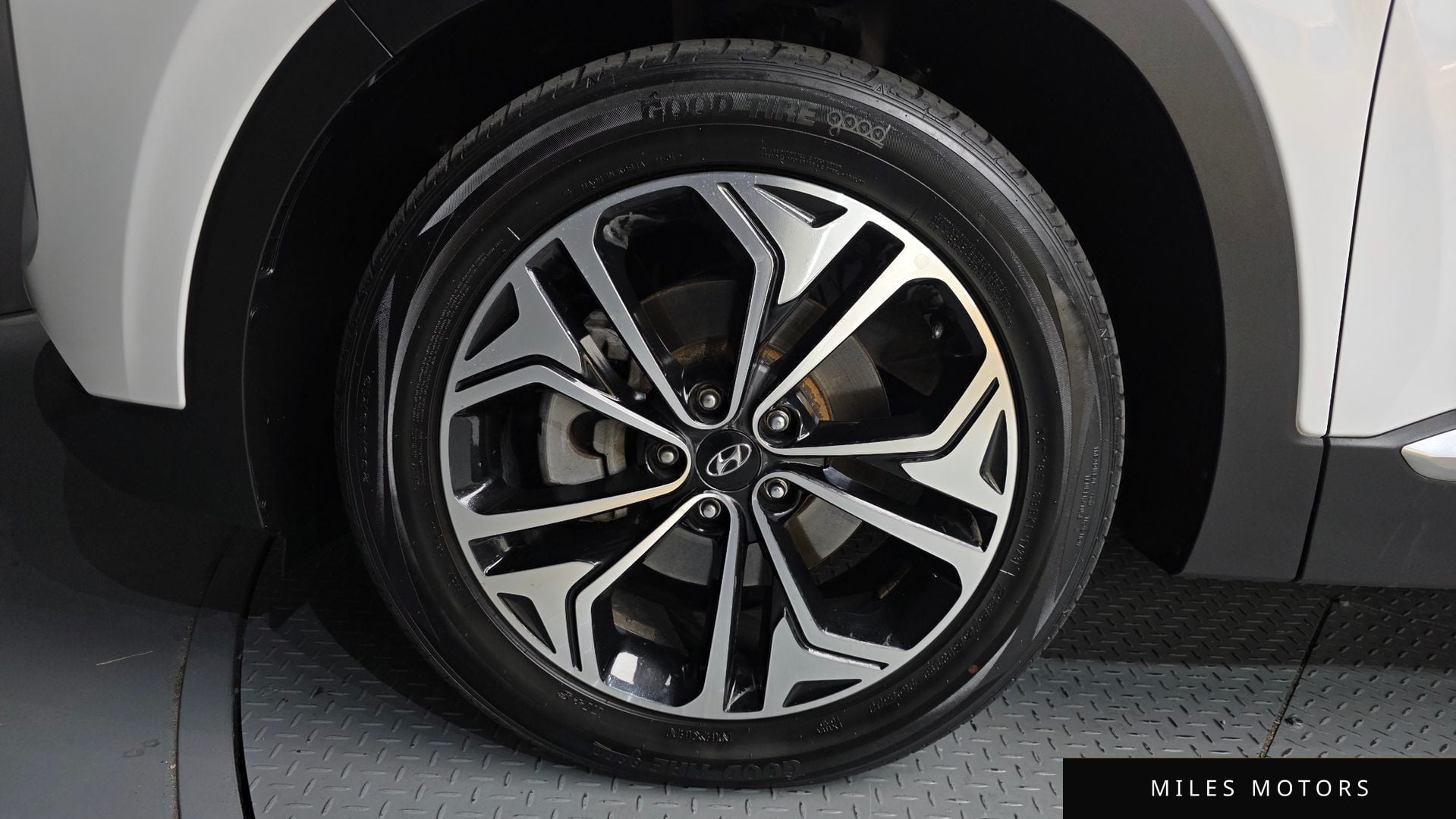 Hyundai Santafe 2019 — миниатюра 5