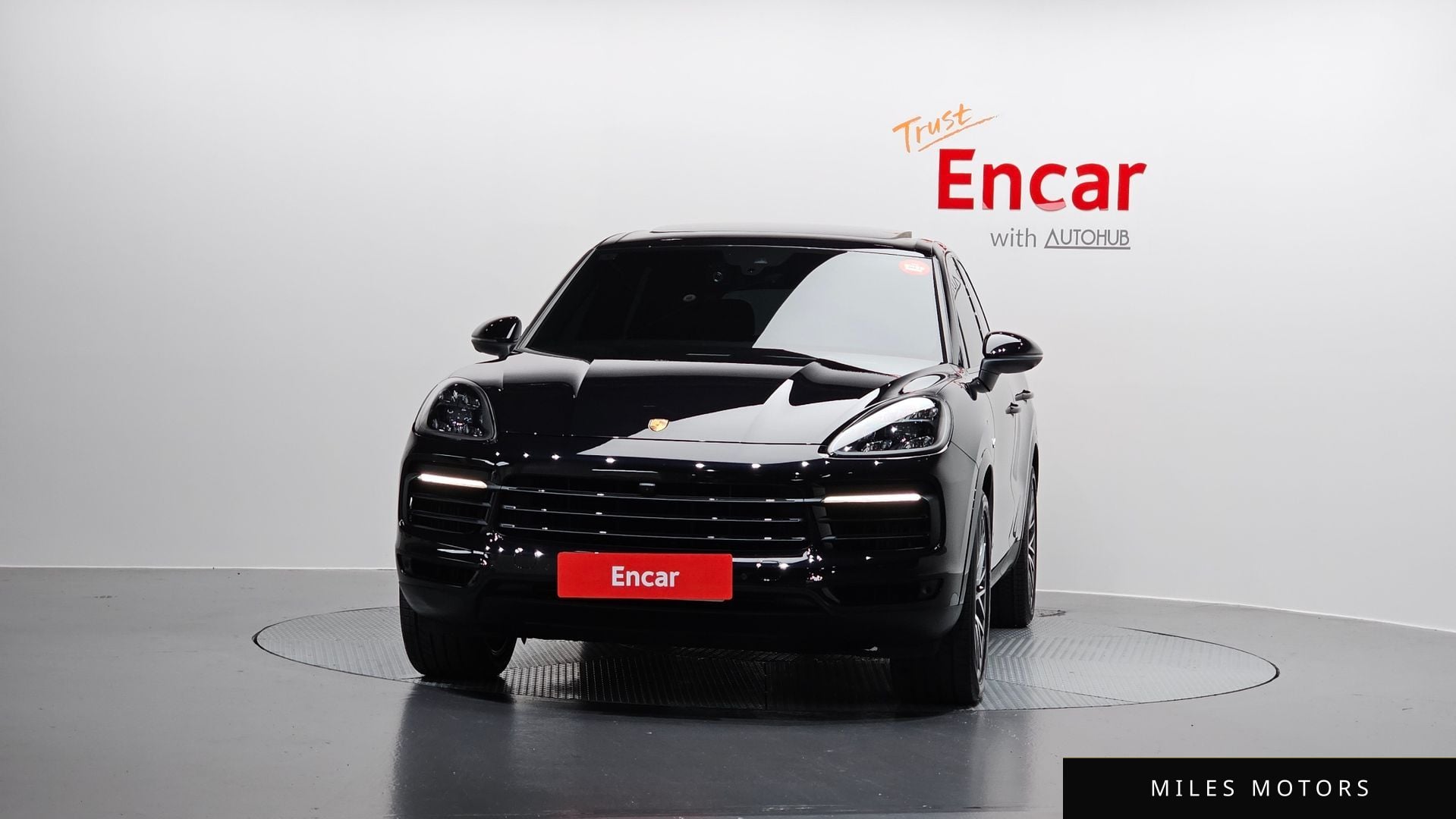 Porsche Cayenne 2021 — миниатюра 3