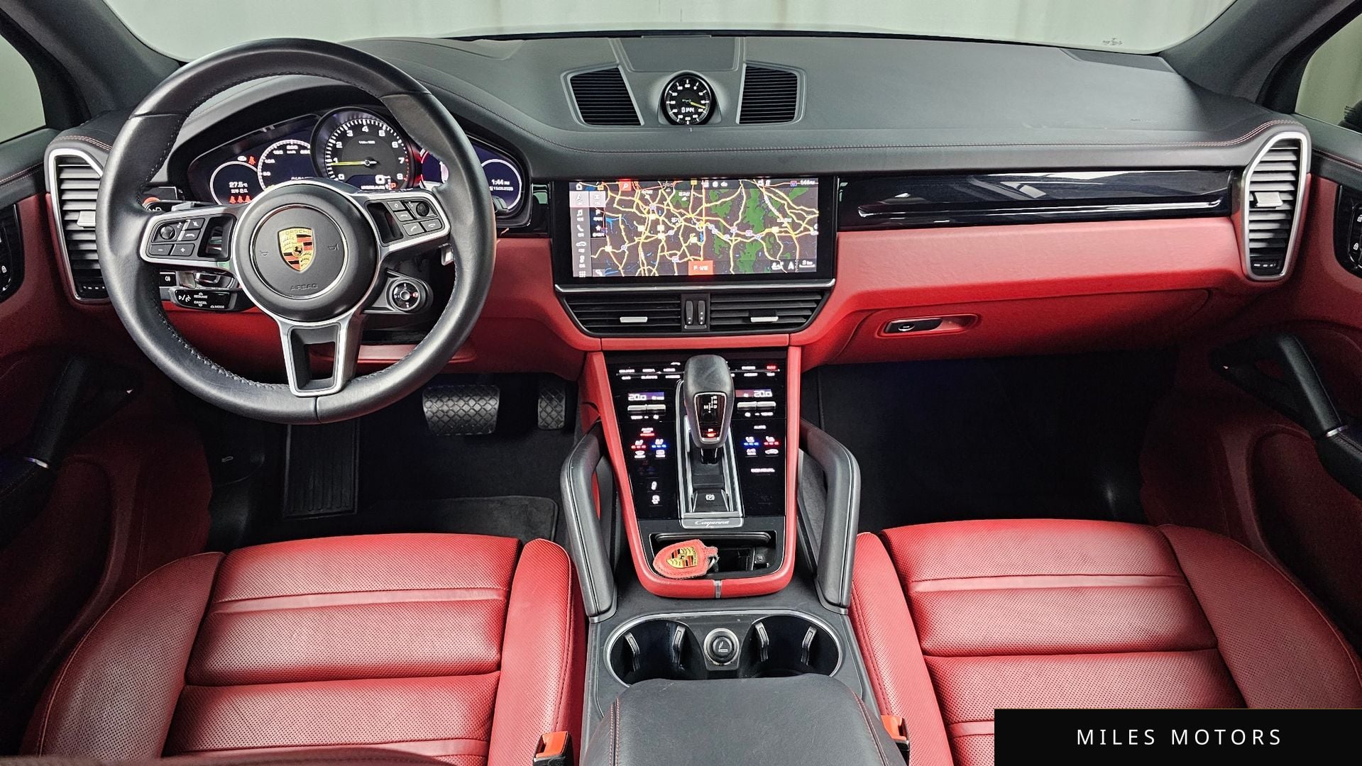 Porsche Cayenne 2021 — миниатюра 10