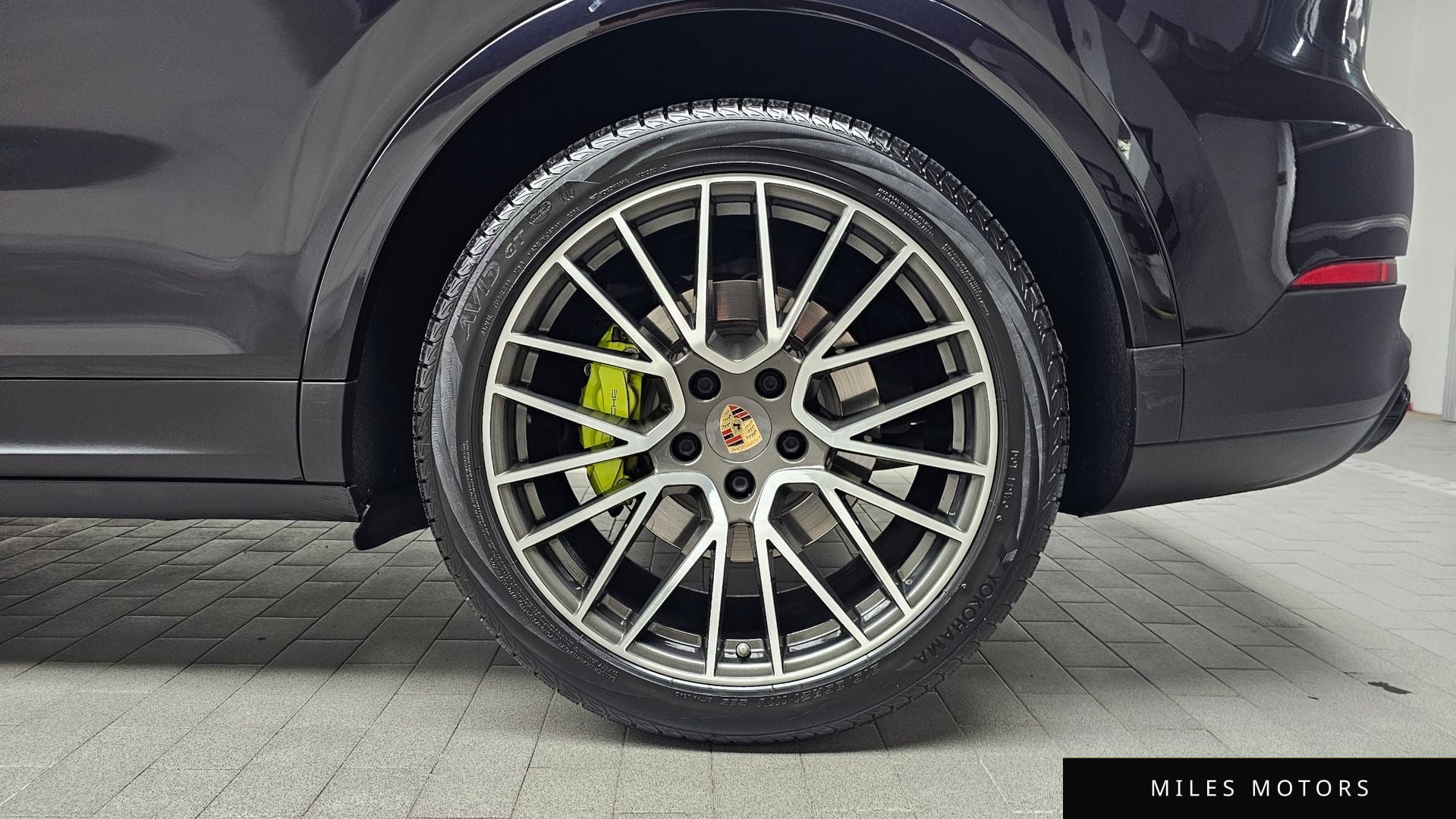 Porsche Cayenne 2021 — миниатюра 7