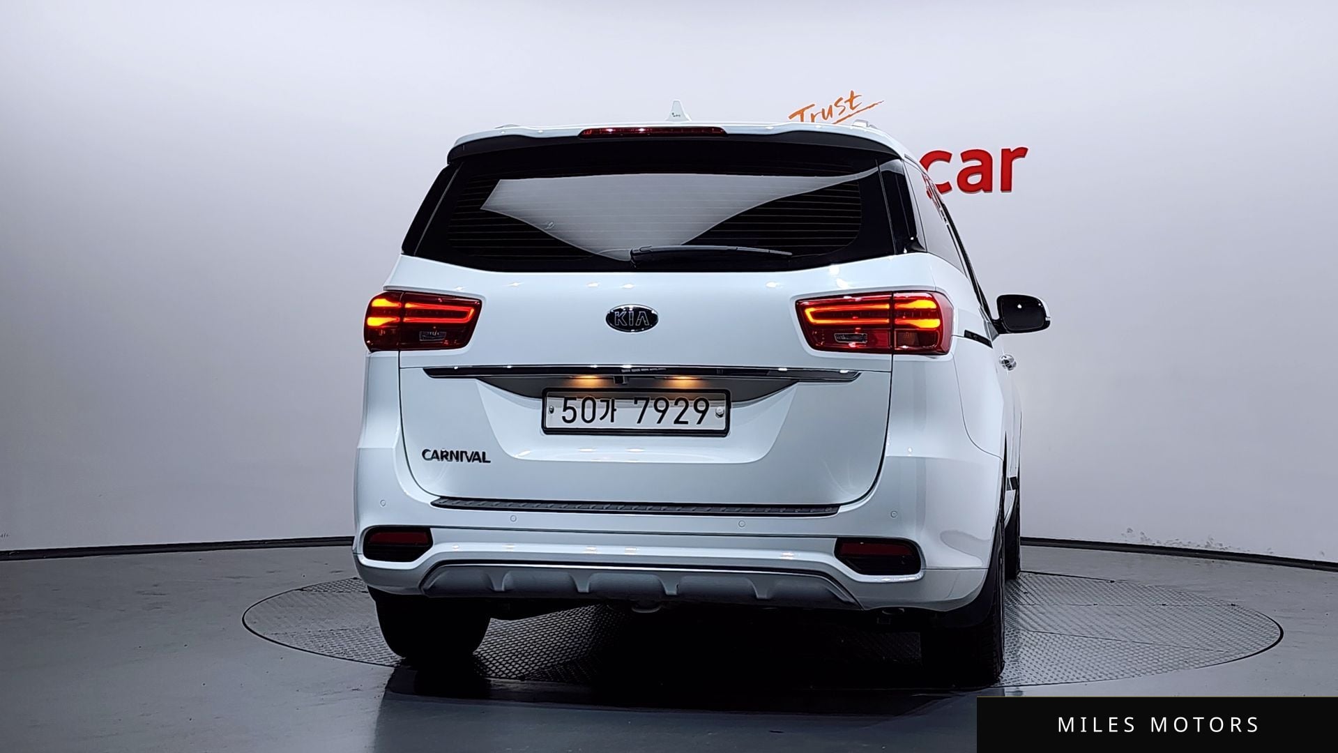 Kia Canival 2019 — миниатюра 4
