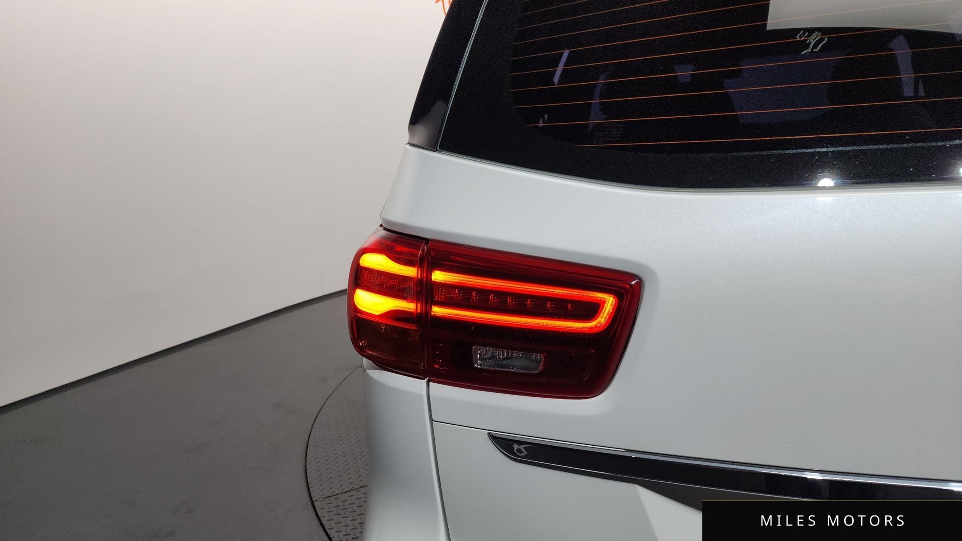 Kia Canival 2019 — миниатюра 9
