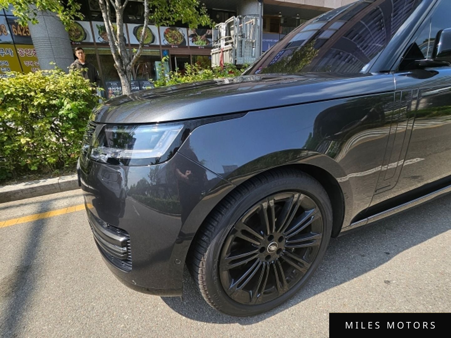 Land Rover Range Rover 2023 — миниатюра 3