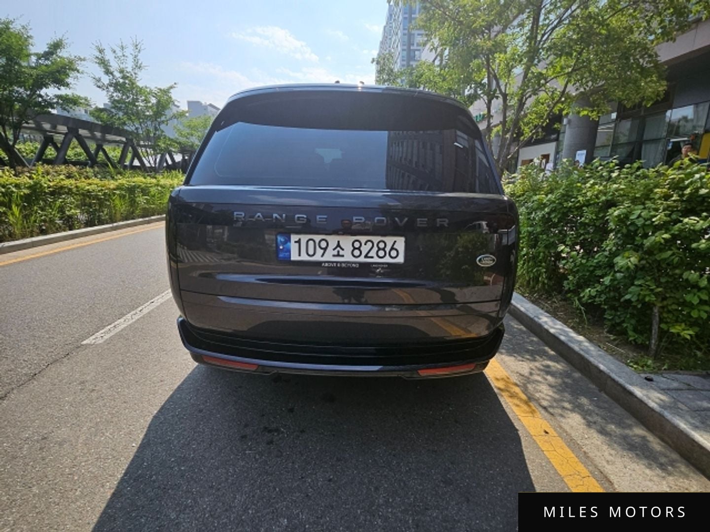 Land Rover Range Rover 2023 — миниатюра 5