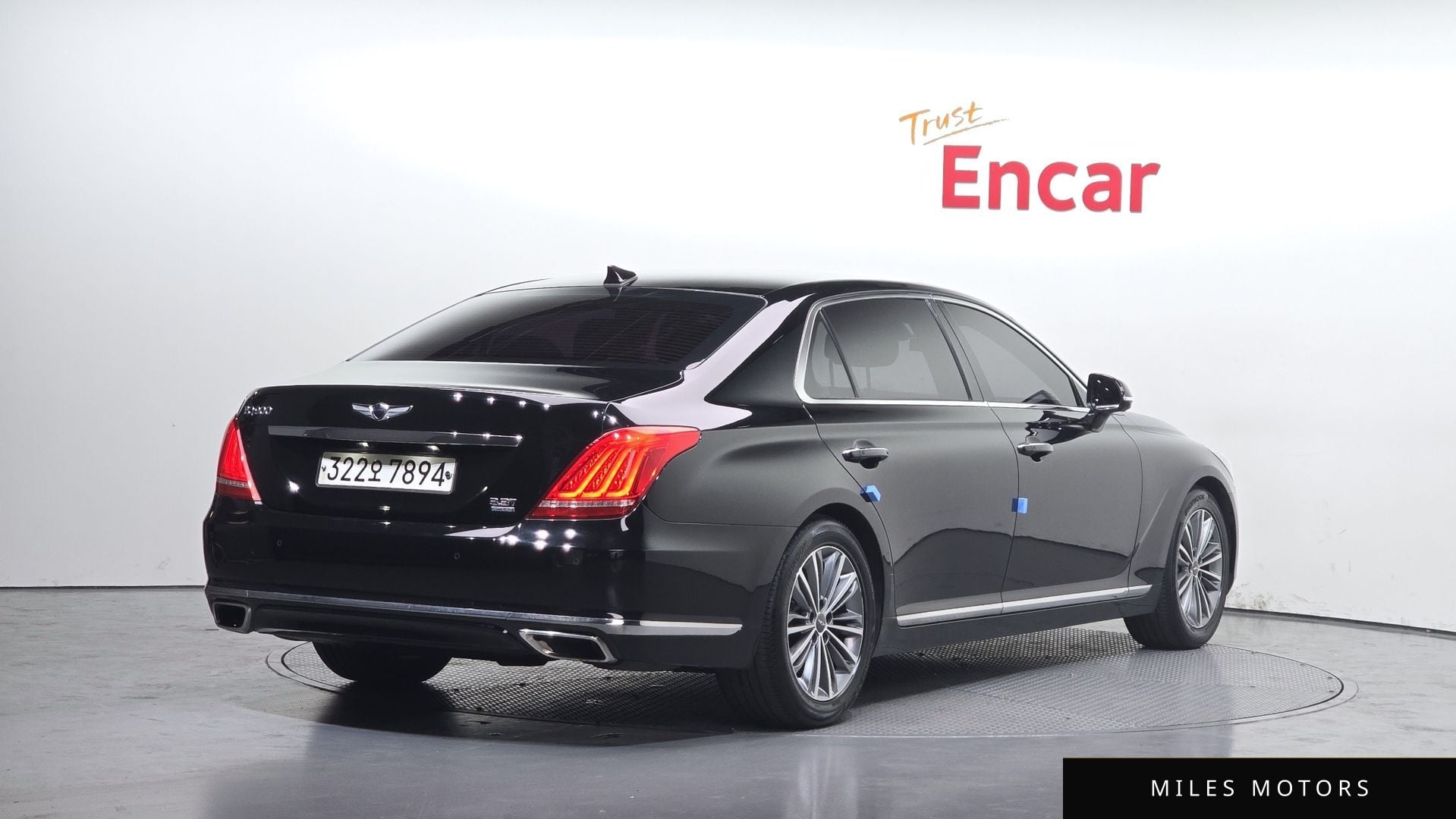 Genesis EQ900 2016 — миниатюра 2