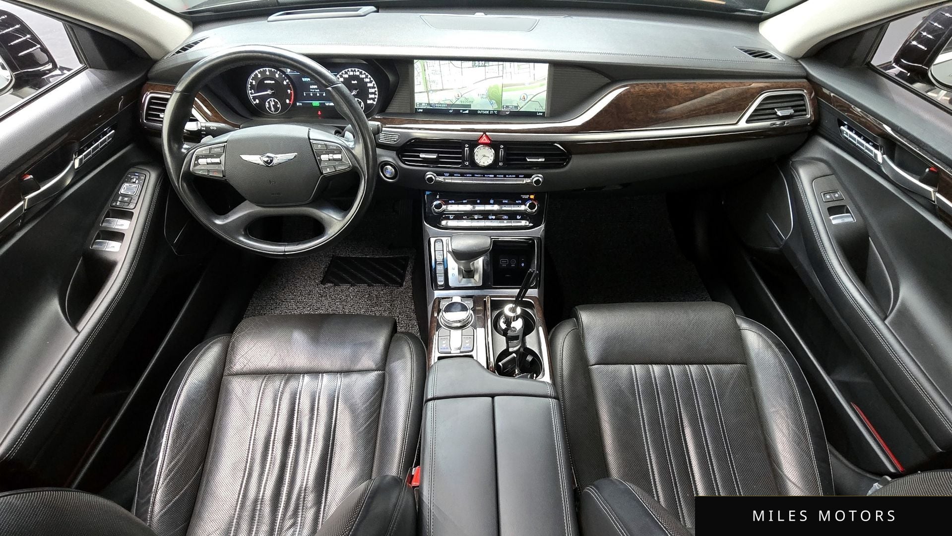Genesis EQ900 2016 — миниатюра 7