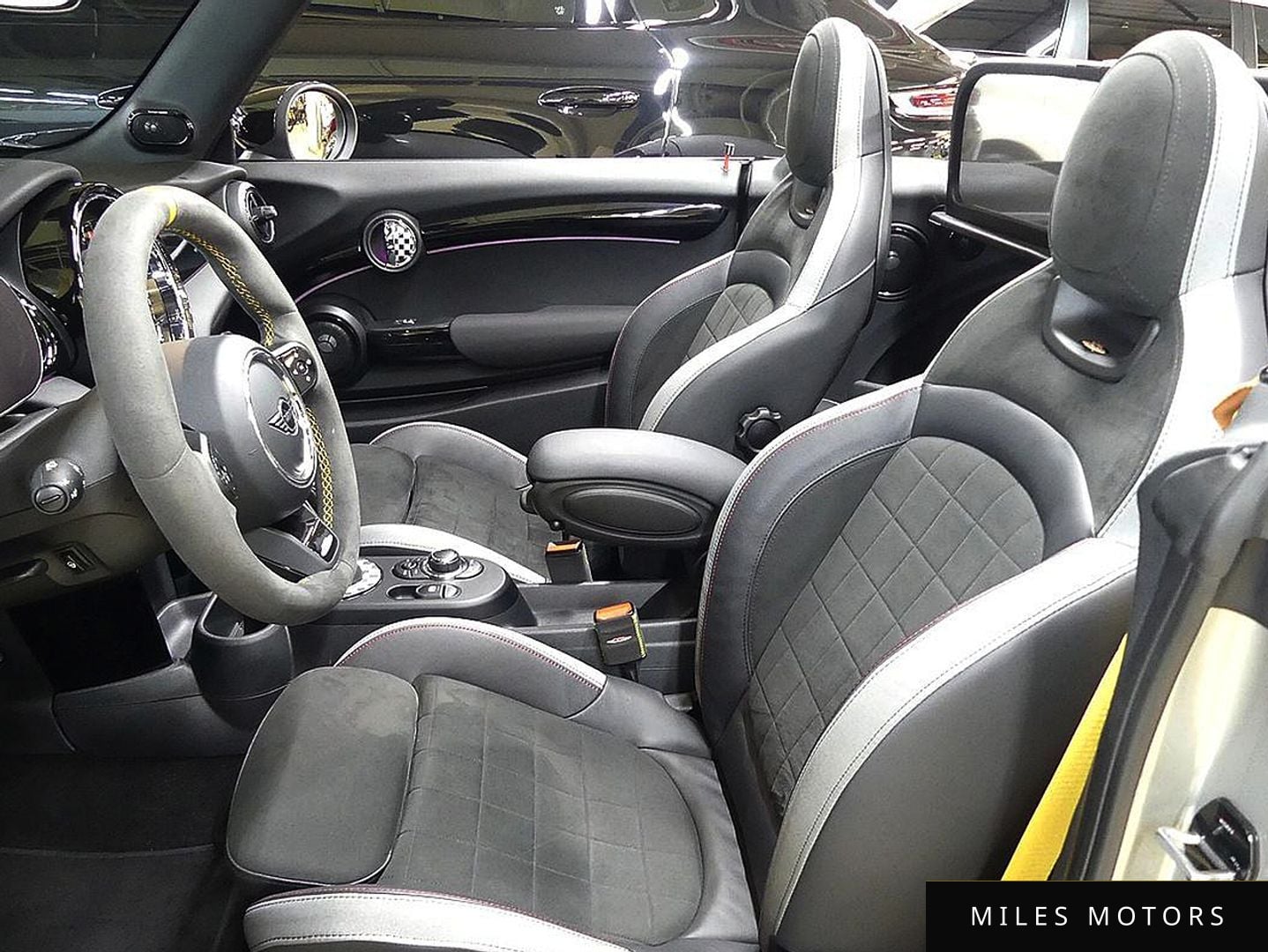 MINI Cooper Convertible 2024 — миниатюра 7