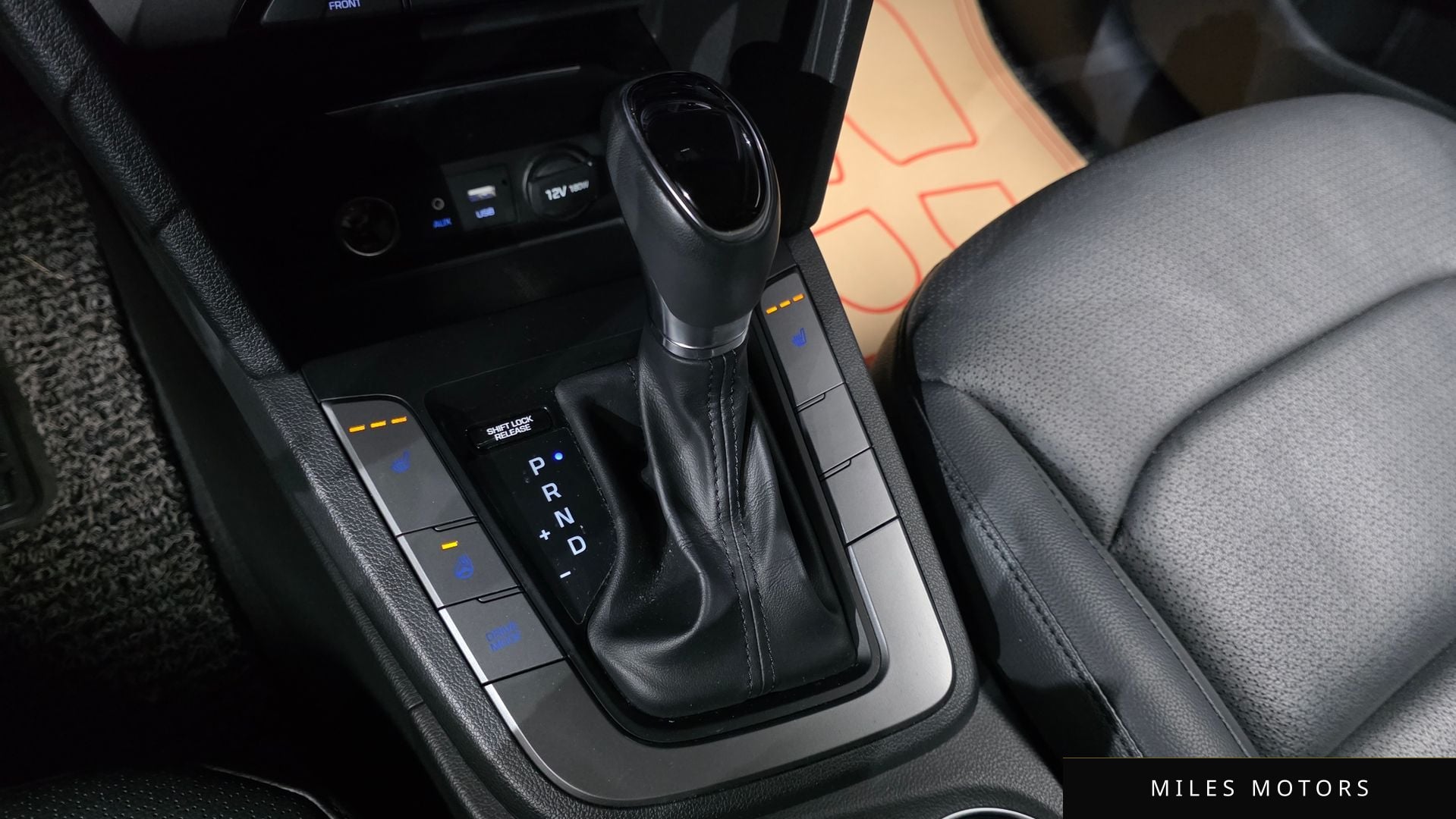 Hyundai AVANTE 2016 — миниатюра 9
