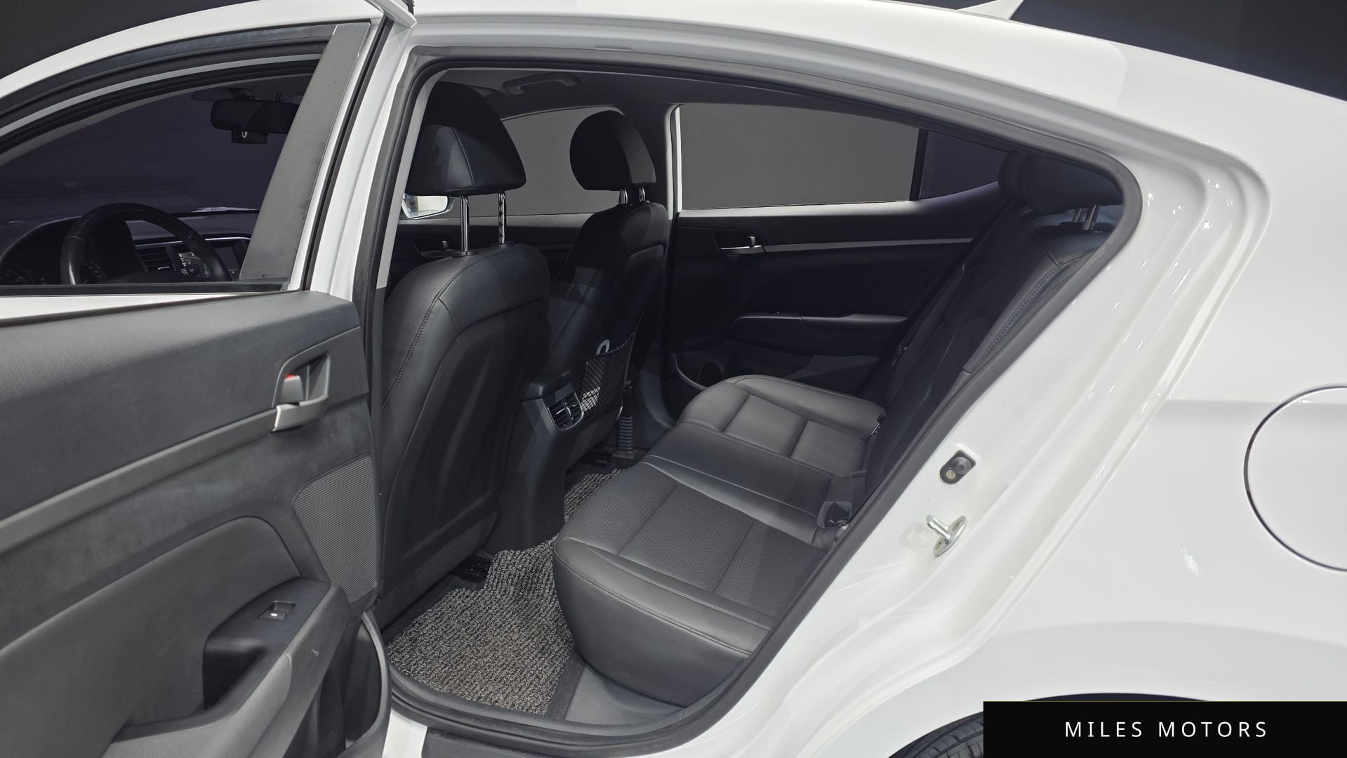 Hyundai AVANTE 2016 — миниатюра 12