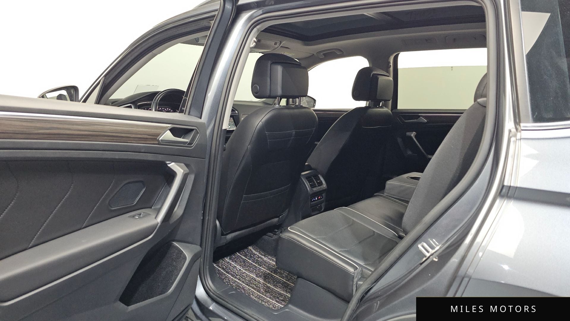 Volkswagen Tiguan 2022 — миниатюра 11