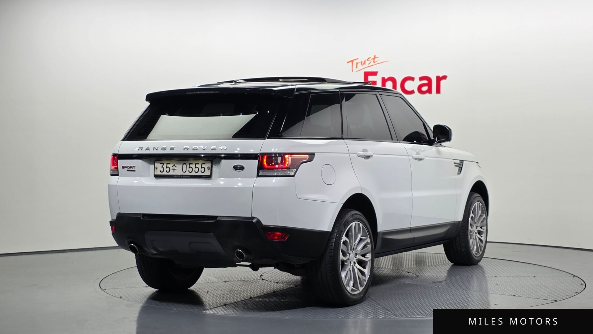 Land Rover Range Rover Sport 2016 — миниатюра 2