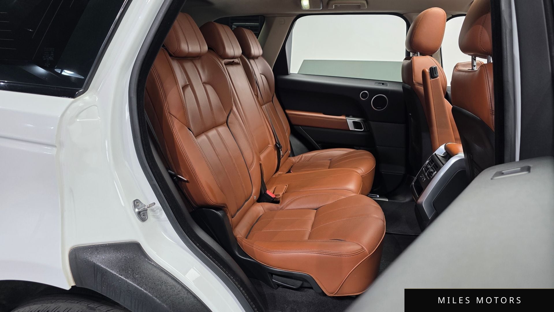 Land Rover Range Rover Sport 2016 — миниатюра 12