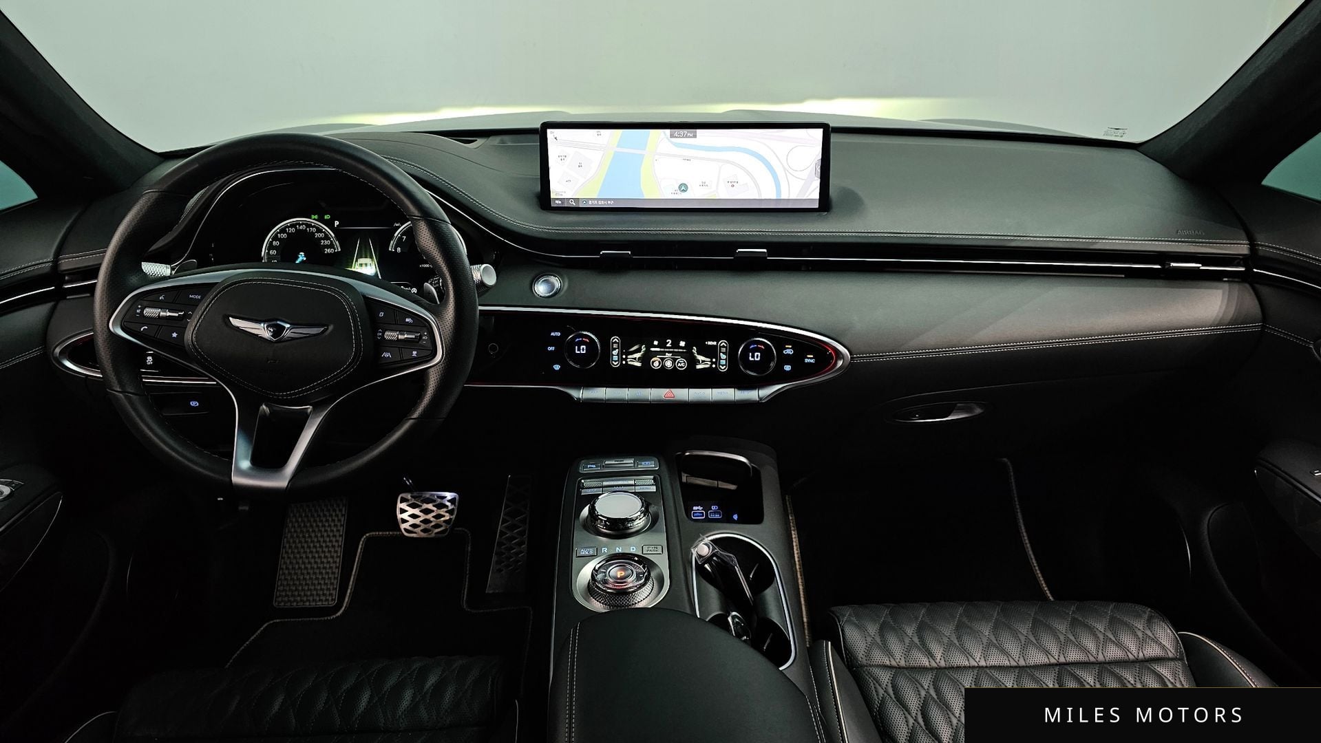 Genesis GV70 2023 — миниатюра 10
