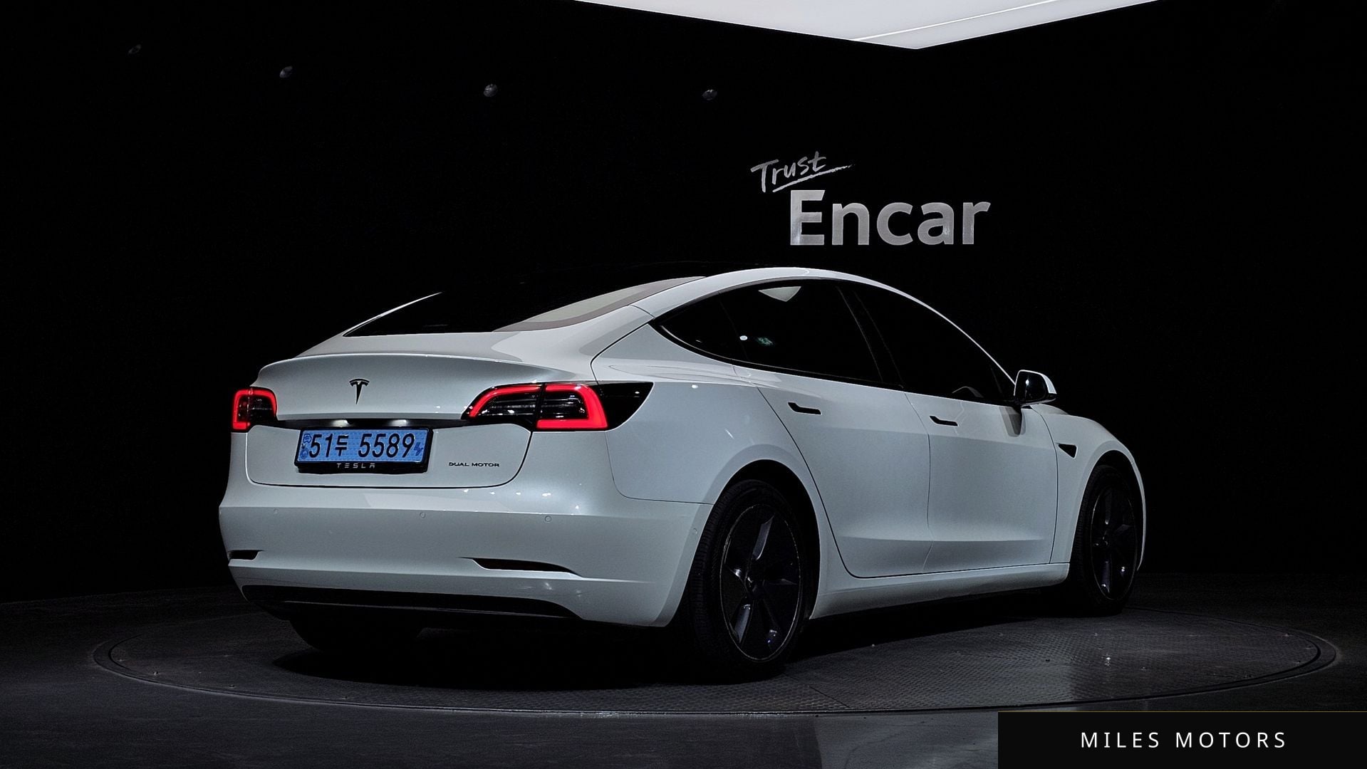 Tesla Model 3 2022 — миниатюра 2