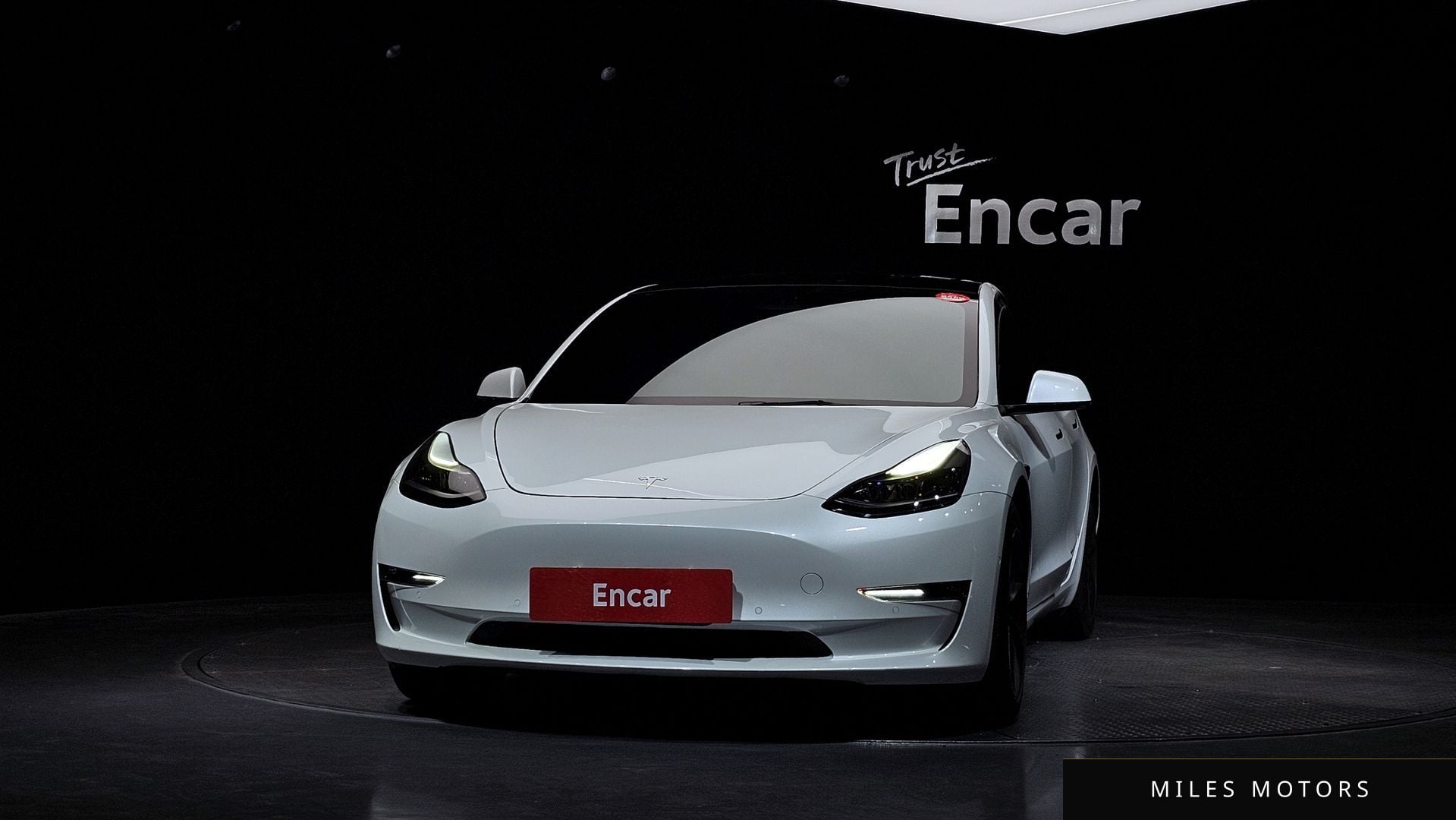 Tesla Model 3 2022 — миниатюра 3