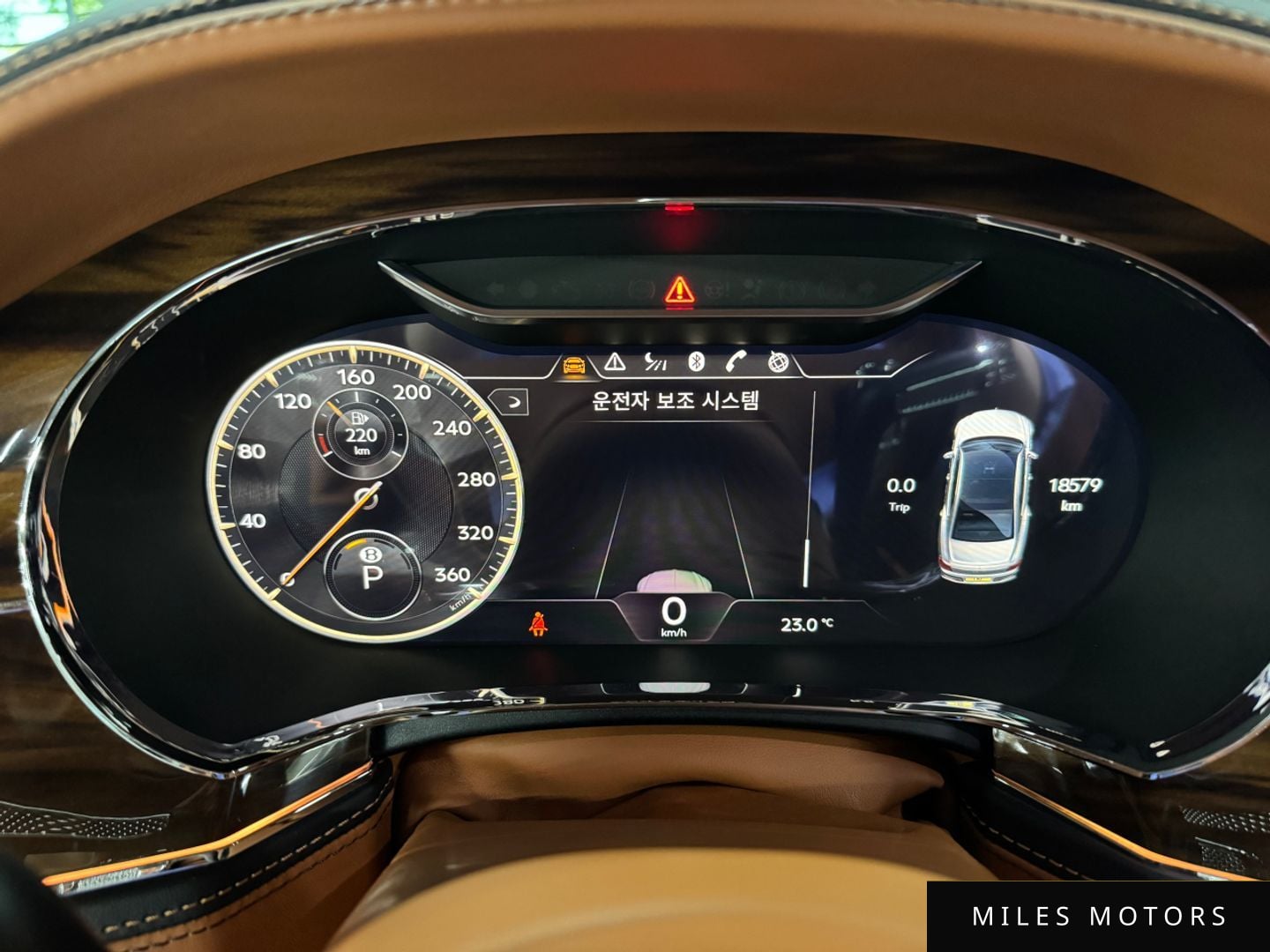 Bentley Flying Spur 2020 — миниатюра 6