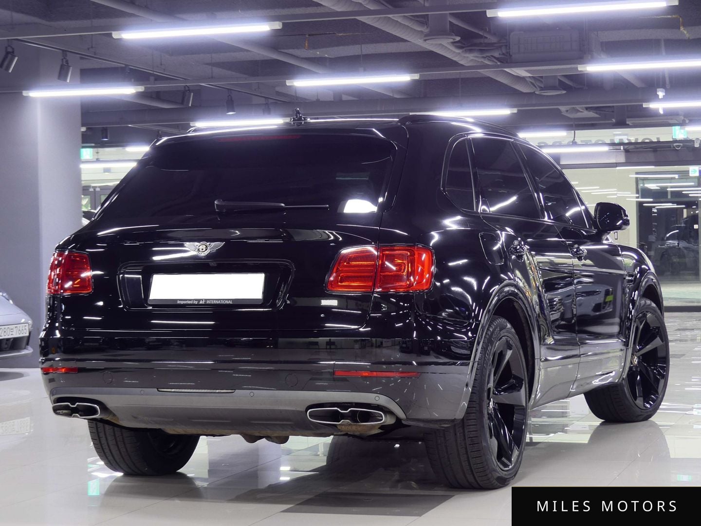 Bentley Bentayga 2020 — миниатюра 3