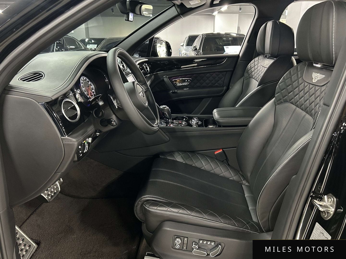 Bentley Bentayga 2020 — миниатюра 5