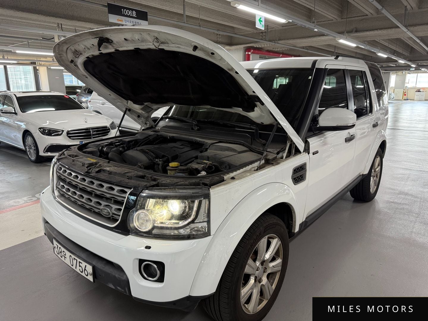 Land Rover Discovery 2016 — миниатюра 6