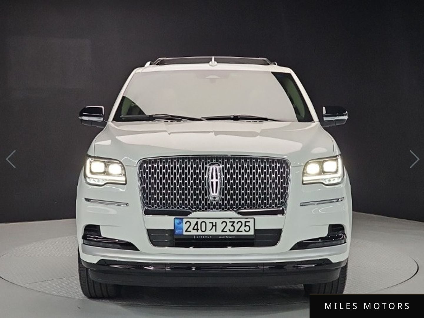 Lincoln Navigator 2022 — миниатюра 2