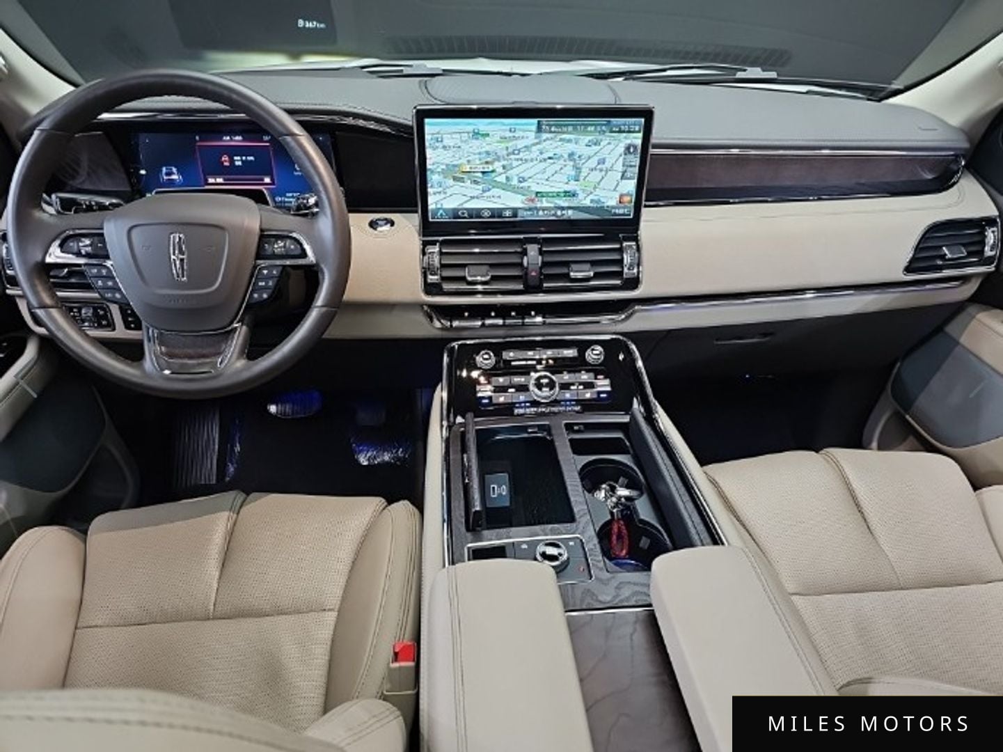 Lincoln Navigator 2022 — миниатюра 7