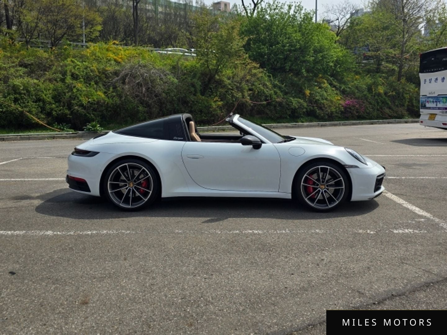 Porsche 911 (992) 2023 — миниатюра 3