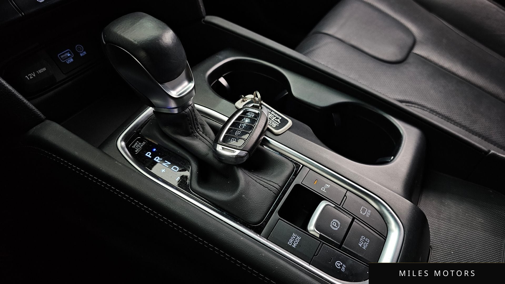 Hyundai Santafe 2020 — миниатюра 9