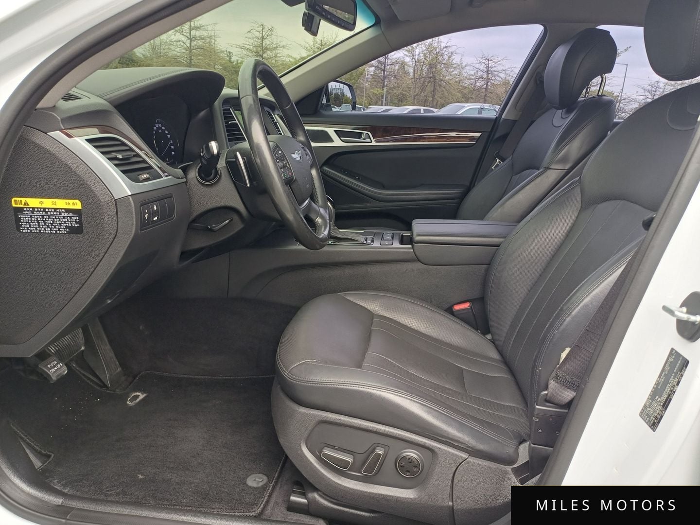 Hyundai Genesis 2014 — миниатюра 9