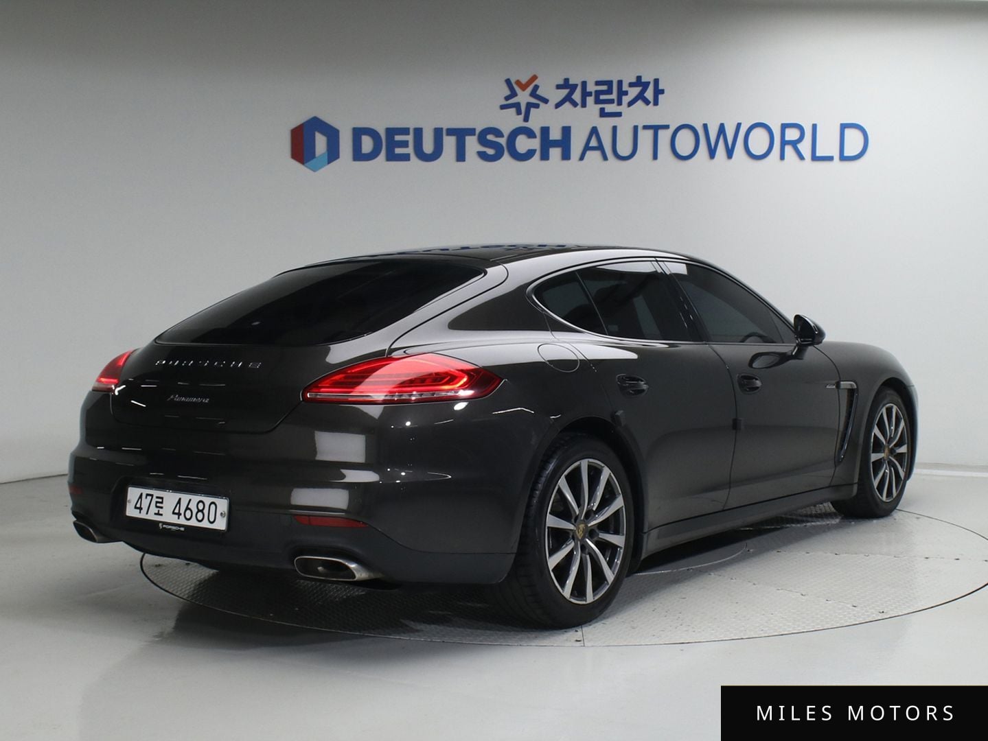 Porsche Panamera 2015 — миниатюра 2