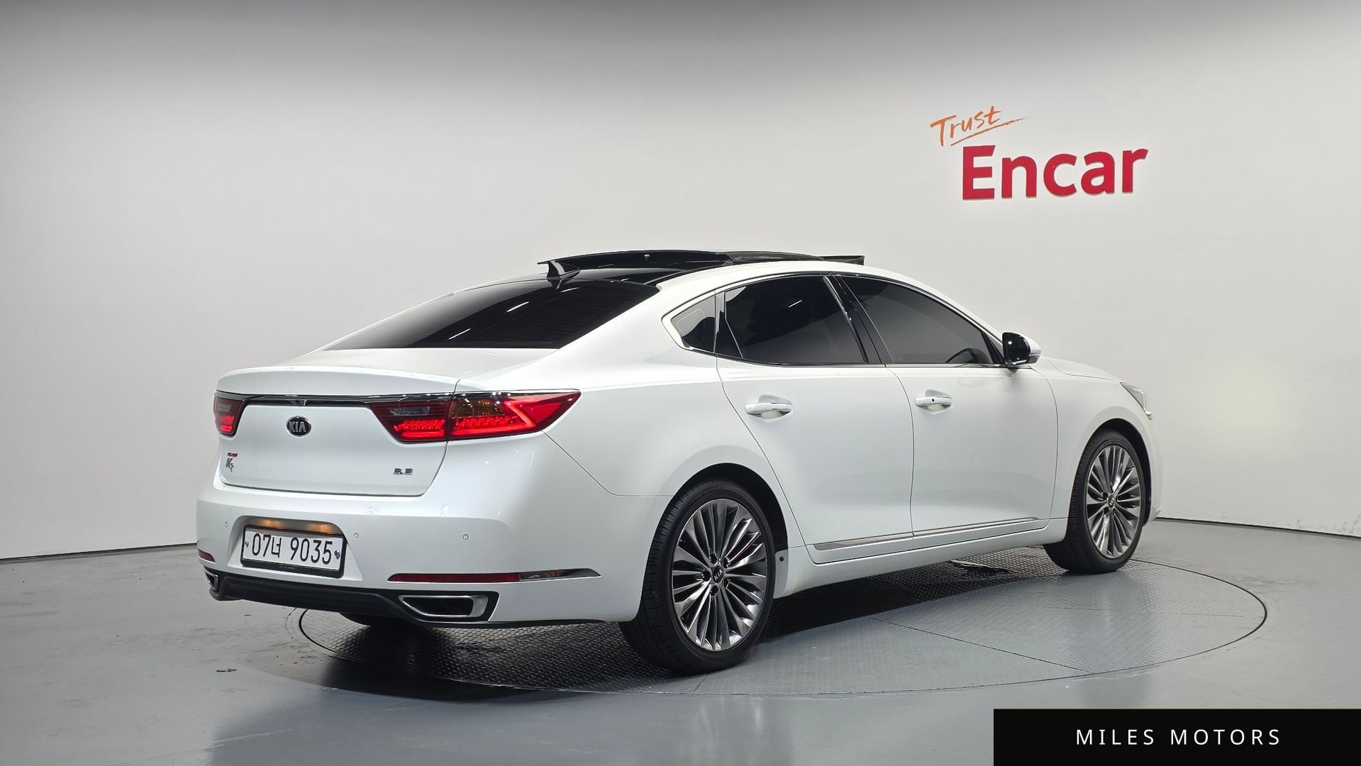 Kia K7 2017 — миниатюра 2