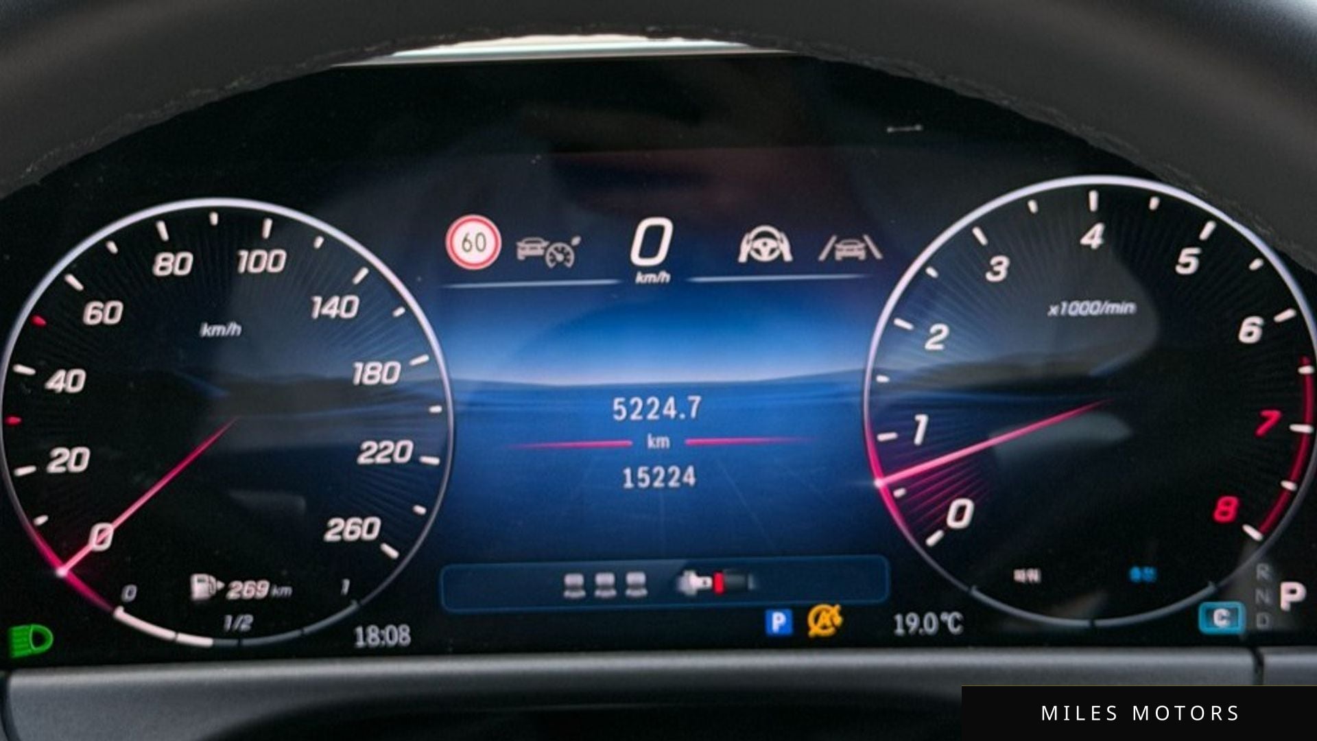Mercedes-Benz E-Class W214 2026 — миниатюра 7