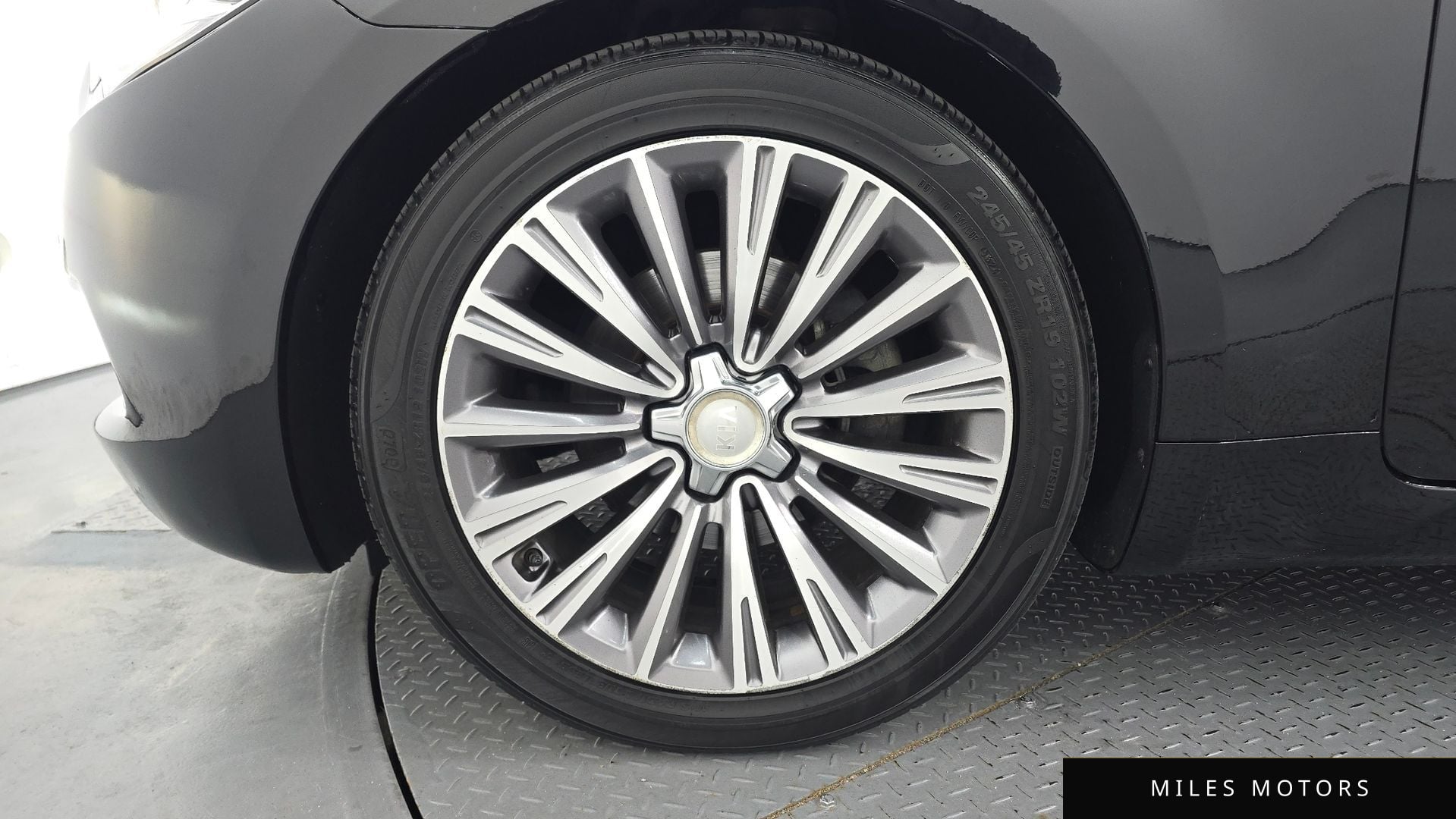 Kia K9 2015 — миниатюра 5