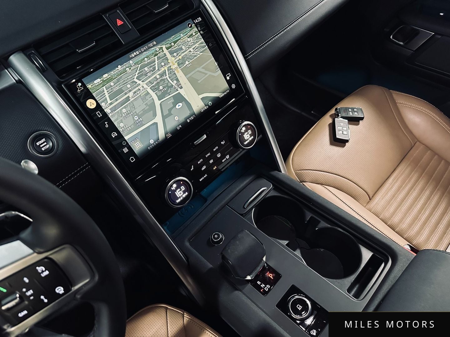 Land Rover Discovery 2024 — миниатюра 12