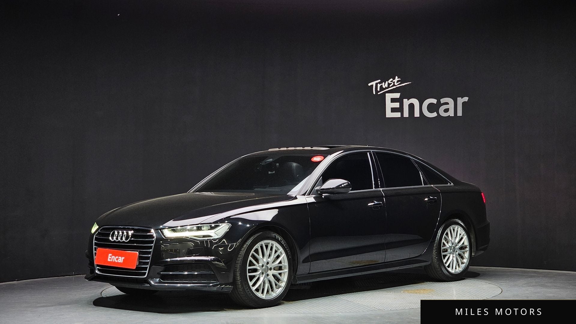 Audi A6 2018 — фото 1 из 12